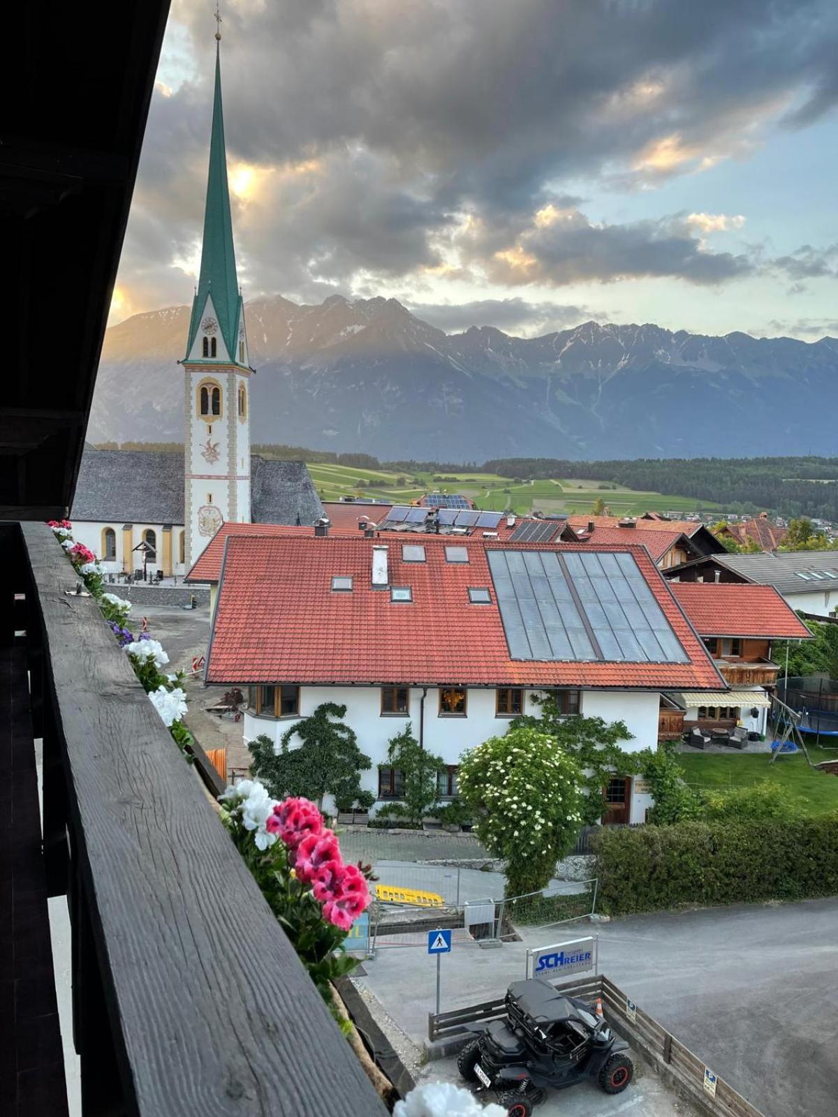 Suite Mutters Innsbruck Buitenkant foto